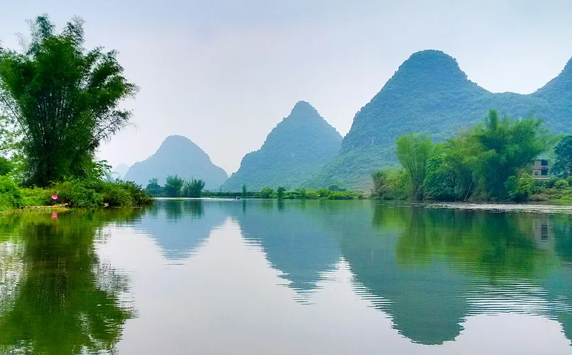 大众旅游全面发展的新阶段没有过去，小康旅游已经萌芽并显示了旺盛的生命力 